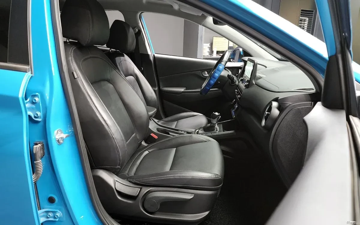 Hyundai Kona, снимка 8 - Автомобили и джипове - 54470506