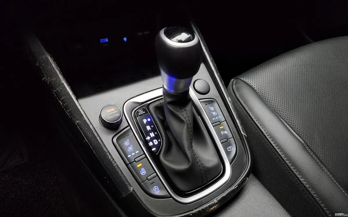 Hyundai Kona, снимка 6 - Автомобили и джипове - 54470506