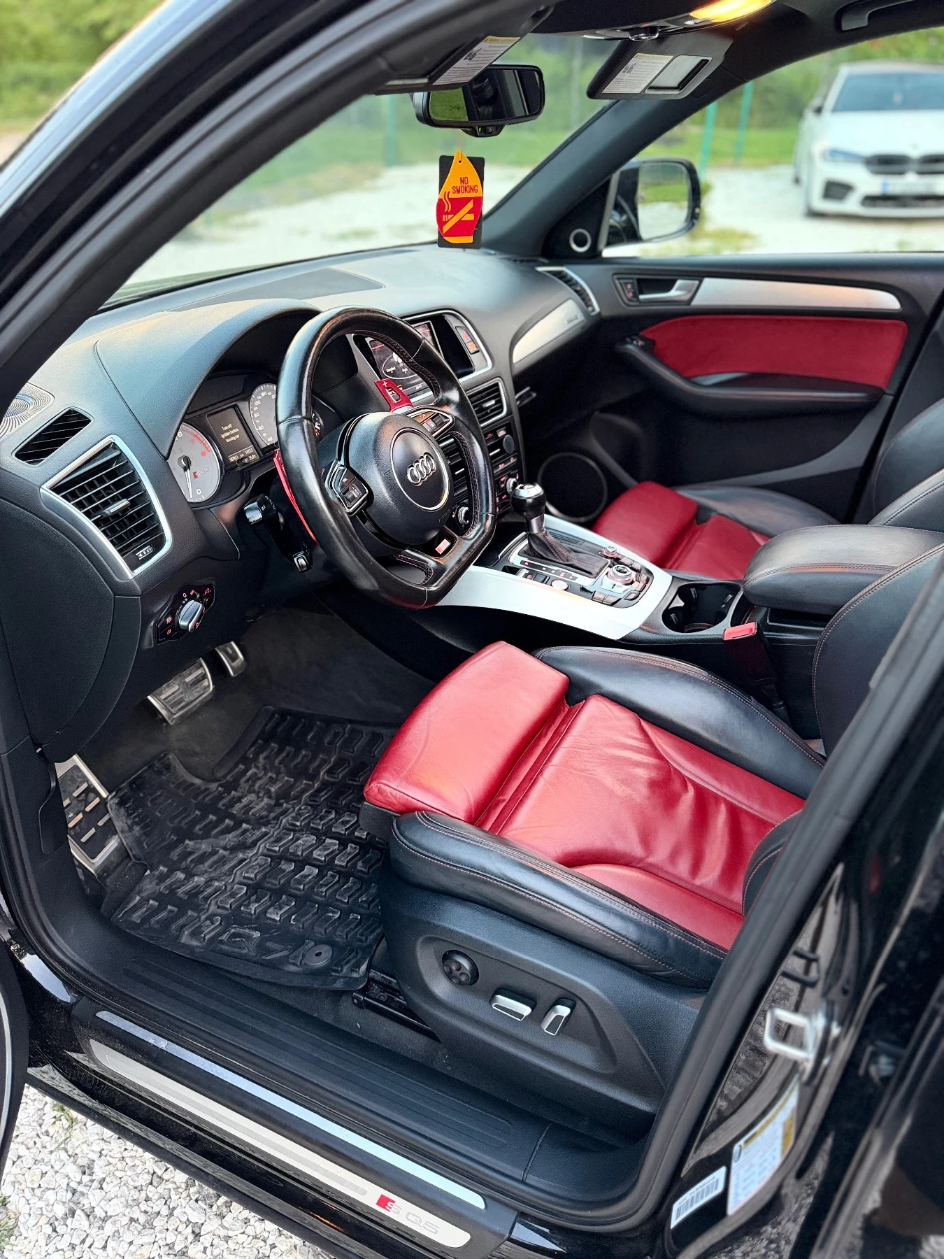 Audi SQ5 SUPERCHARGED / PANO / 2016, снимка 9 - Автомобили и джипове - 54820506