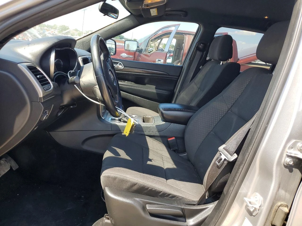 Jeep Grand cherokee 3.6l Laredo, снимка 7 - Автомобили и джипове - 55106221