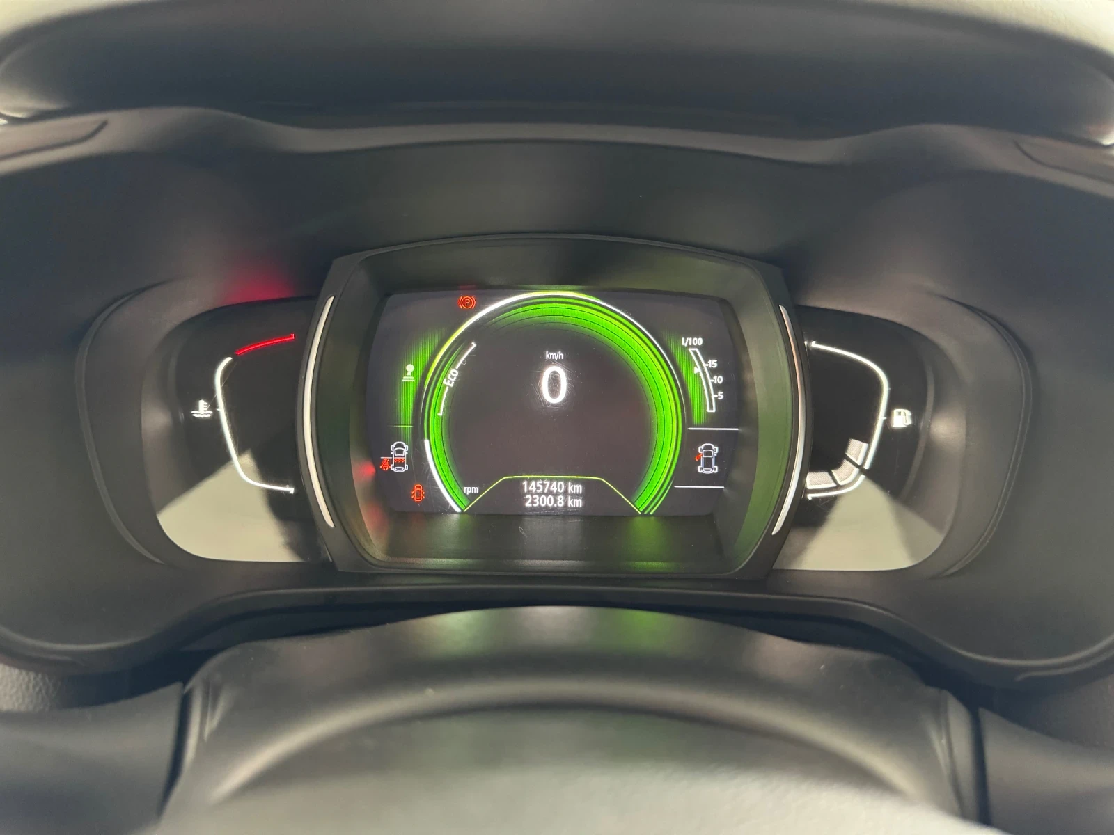 Renault Kadjar 1.5 dci 110hp HYPNOTIC - CAMERA| KEYLESS| 145.000k, снимка 12 - Автомобили и джипове - 55259836