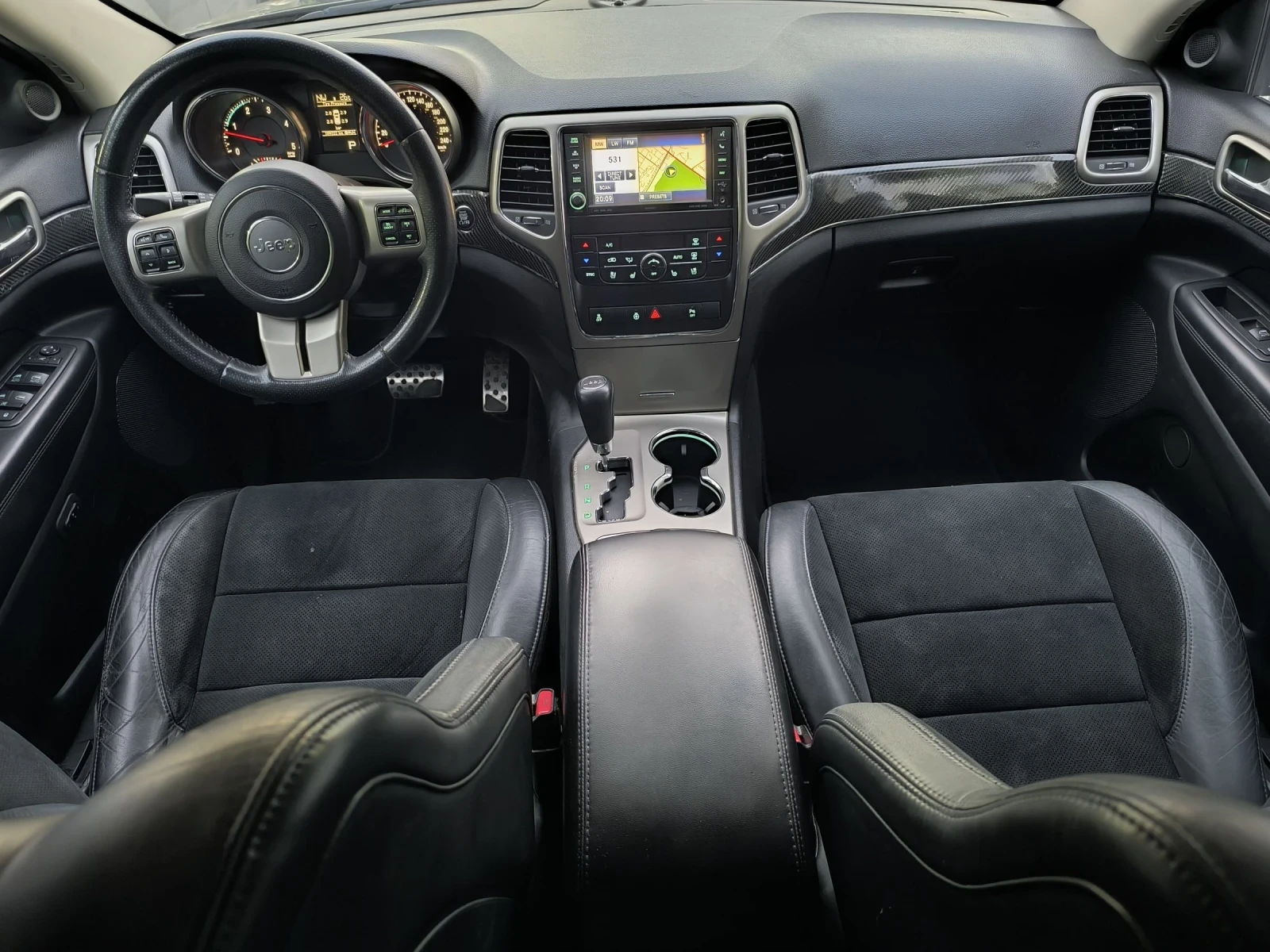 Jeep Grand cherokee 3.0CRD Панорама Дистроник, снимка 7 - Автомобили и джипове - 55274337
