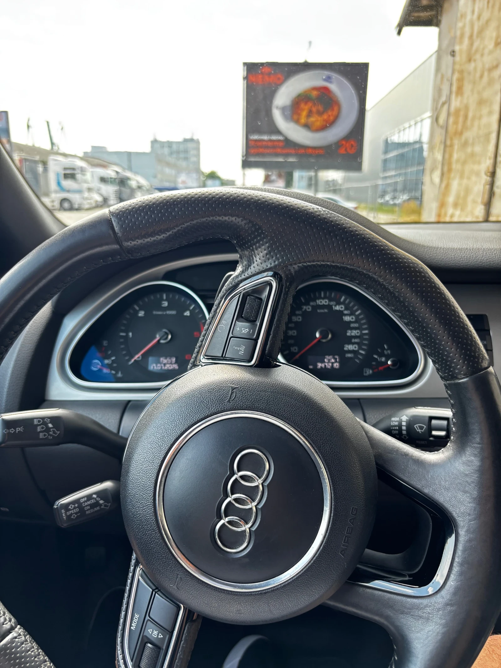 Audi Q7, снимка 14 - Автомобили и джипове - 55349405