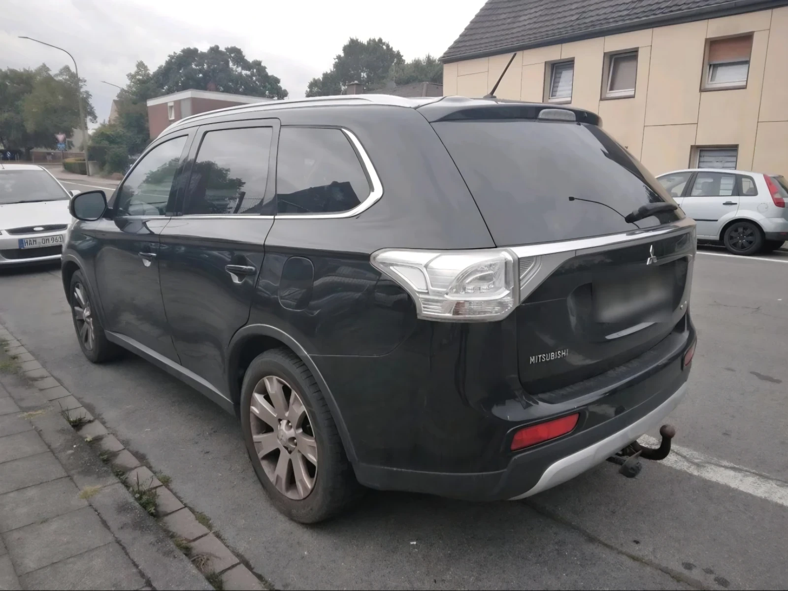 Mitsubishi Outlander NAVI* PDC* XENON* ����* CAM* AUT* TUV* 7����� | Mobile.bg � ����������� 3