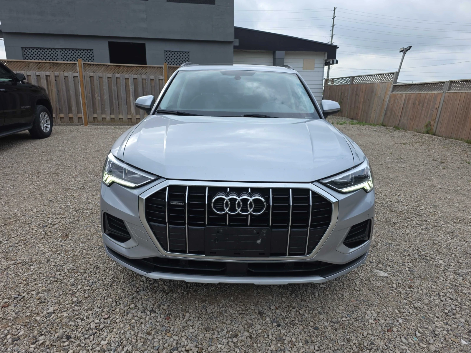 Audi Q3 * Komfort * CARFAX * БЕЗ ПЪРВОНАЧАЛНА ВНОСКА, снимка 6 - Автомобили и джипове - 56056666