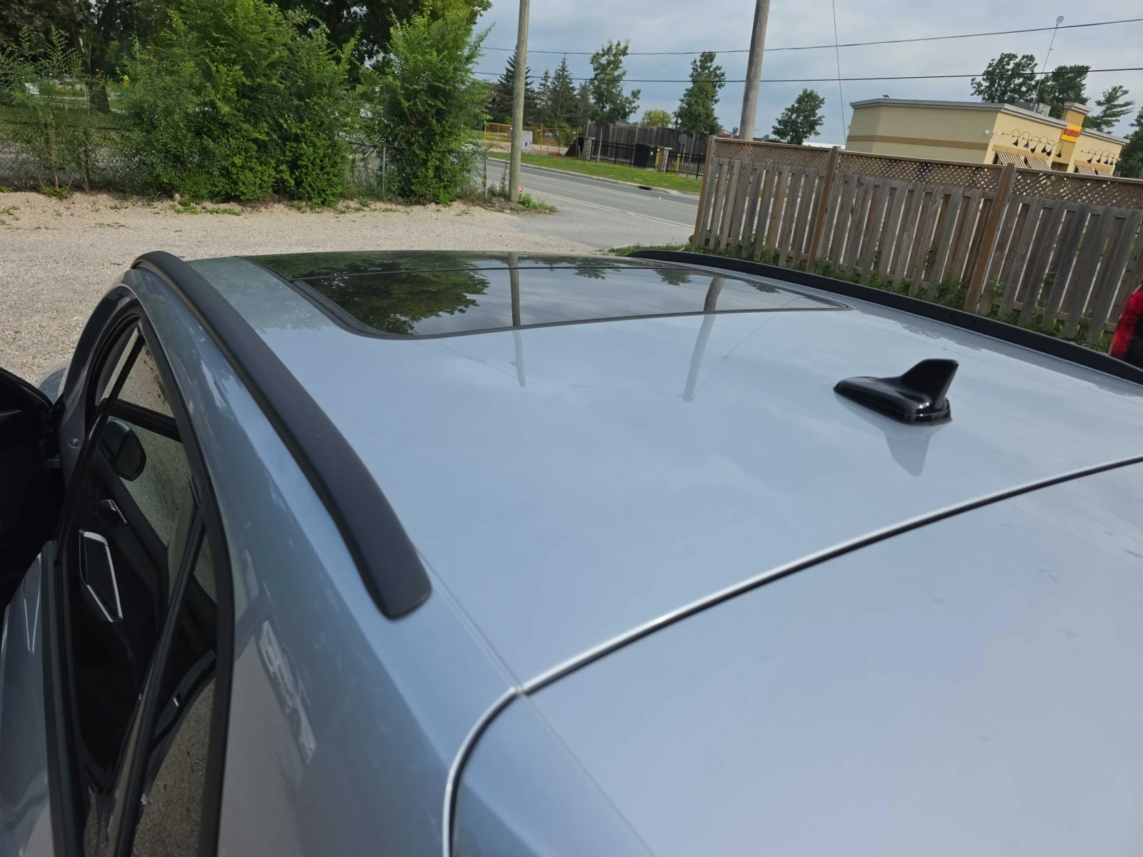 Audi Q3 * Komfort * CARFAX * БЕЗ ПЪРВОНАЧАЛНА ВНОСКА, снимка 12 - Автомобили и джипове - 56056666