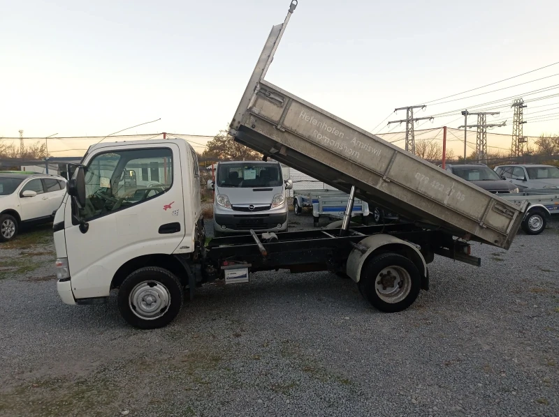 Toyota DYNA 2.5 D4D, снимка 3 - Бусове и автобуси - 47853648