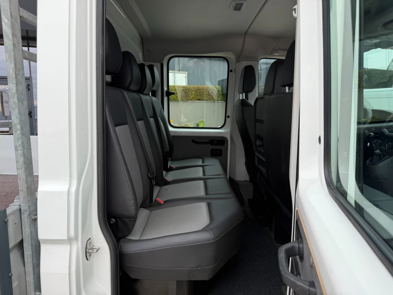 VW Crafter 2.0TDI Клима Еuro 6 7-местен , снимка 12 - Бусове и автобуси - 52535539