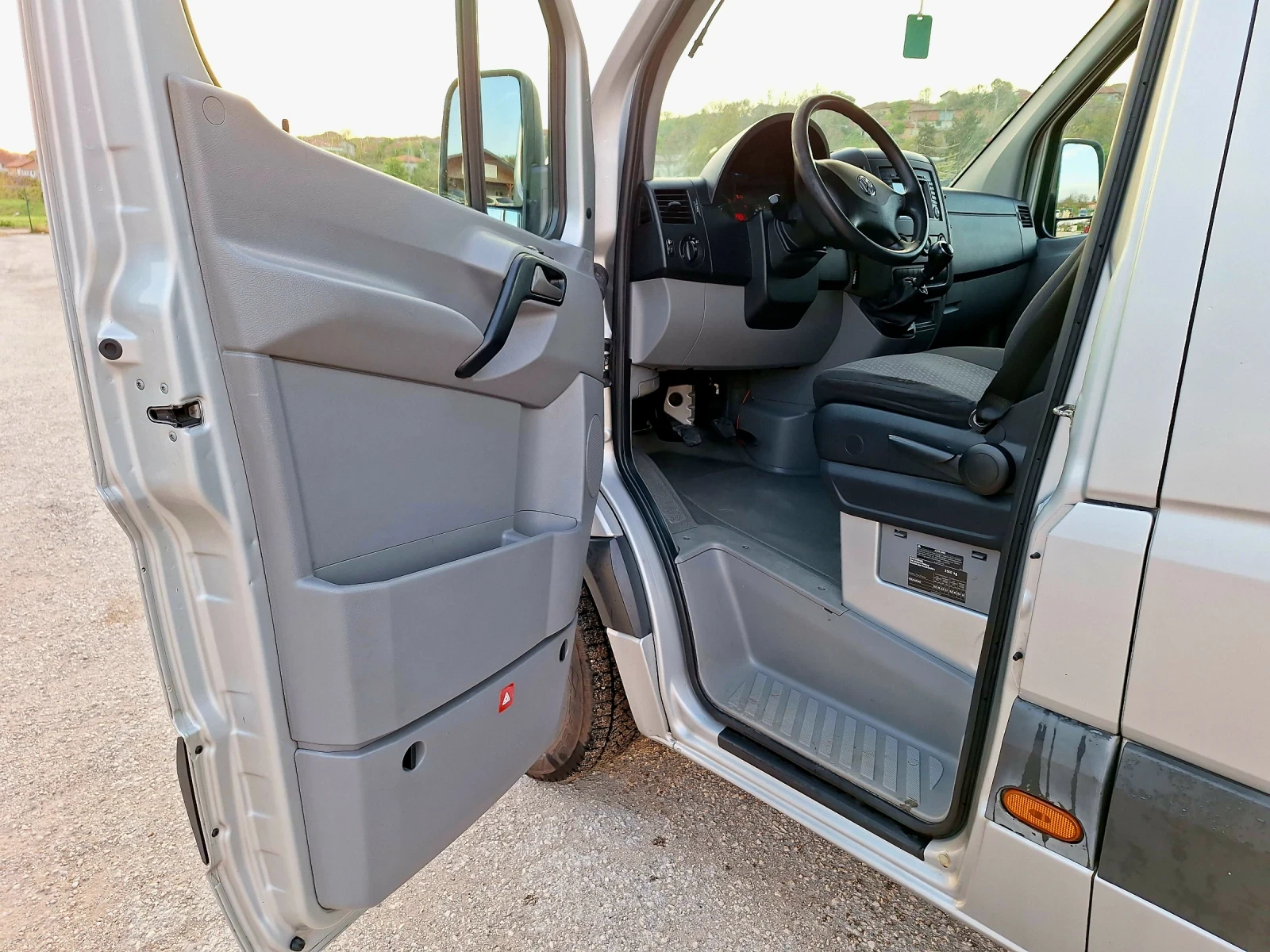 VW Crafter 2.0tdi - изображение 9