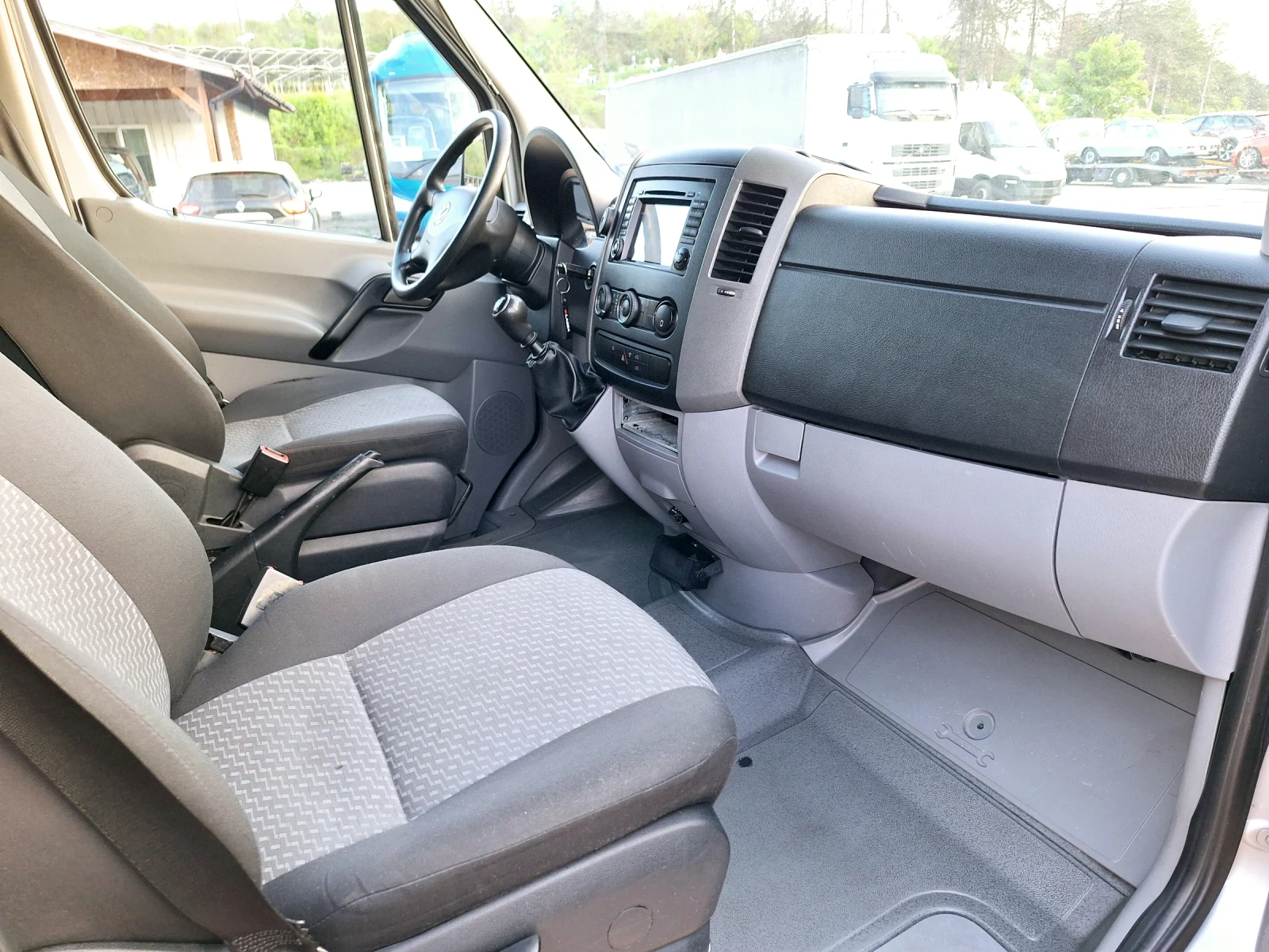 VW Crafter 2.0tdi | Mobile.bg   11