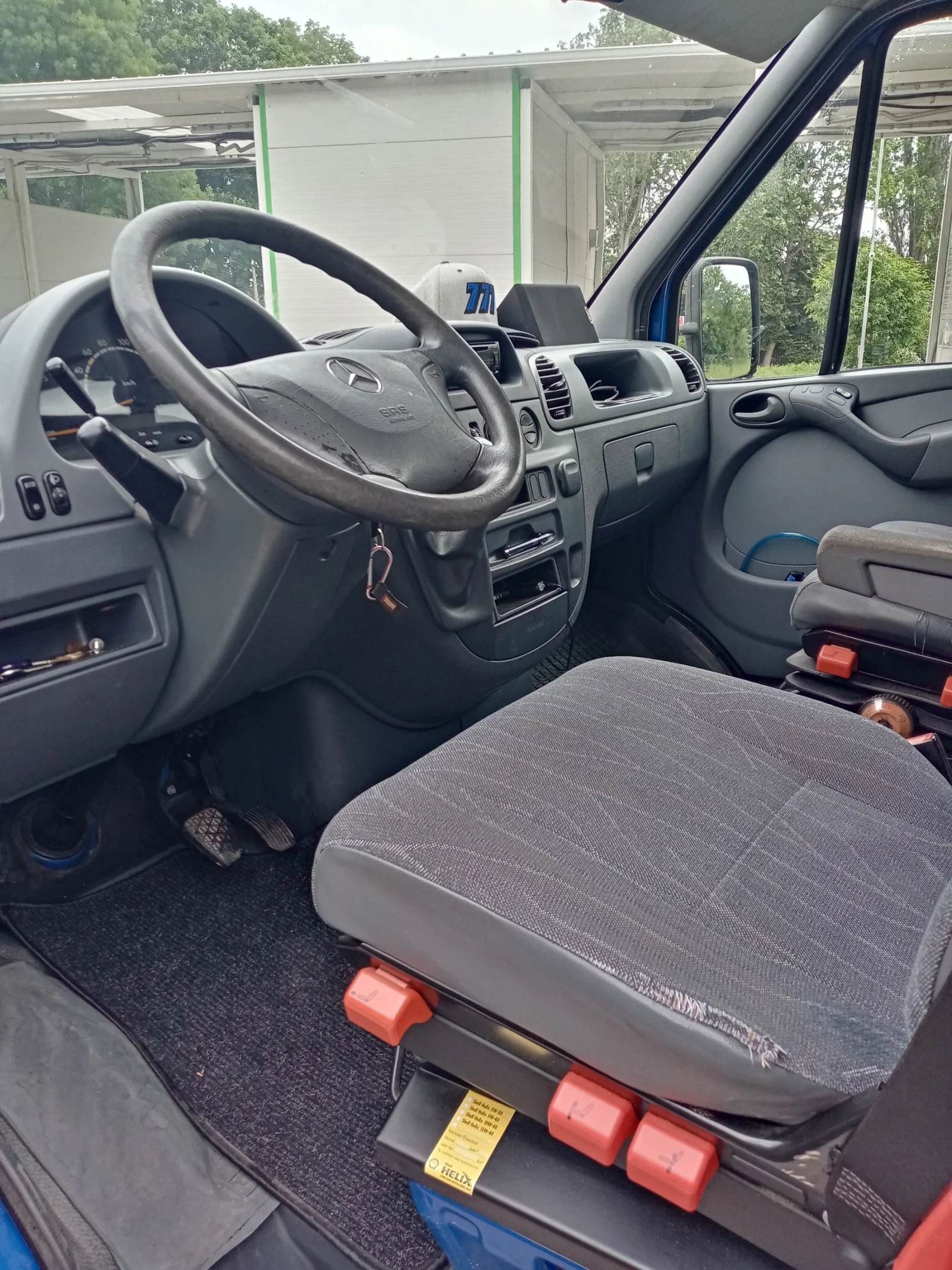 Mercedes-Benz Sprinter 216 klima tempomat, снимка 8 - Бусове и автобуси - 54797136
