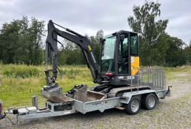 Багер Volvo ECR25D, снимка 1