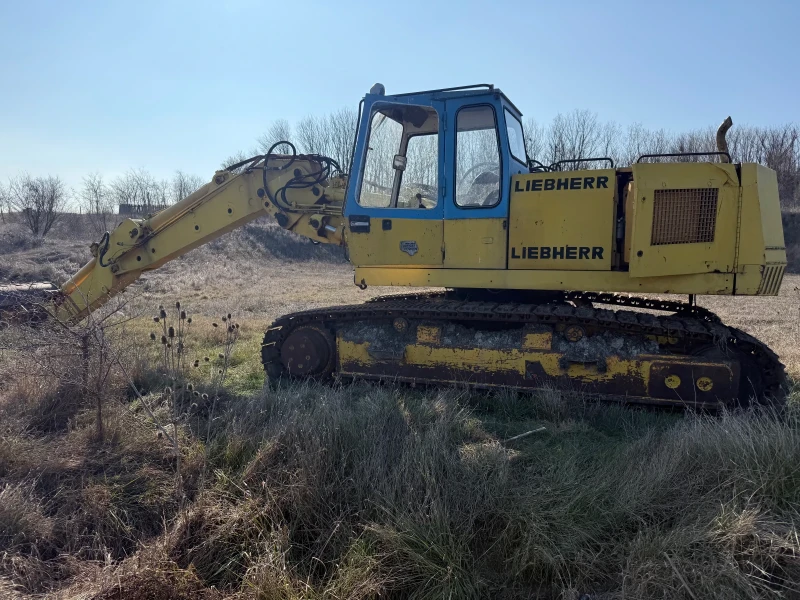 Багер Liebherr 932, снимка 8 - Индустриална техника - 49105803