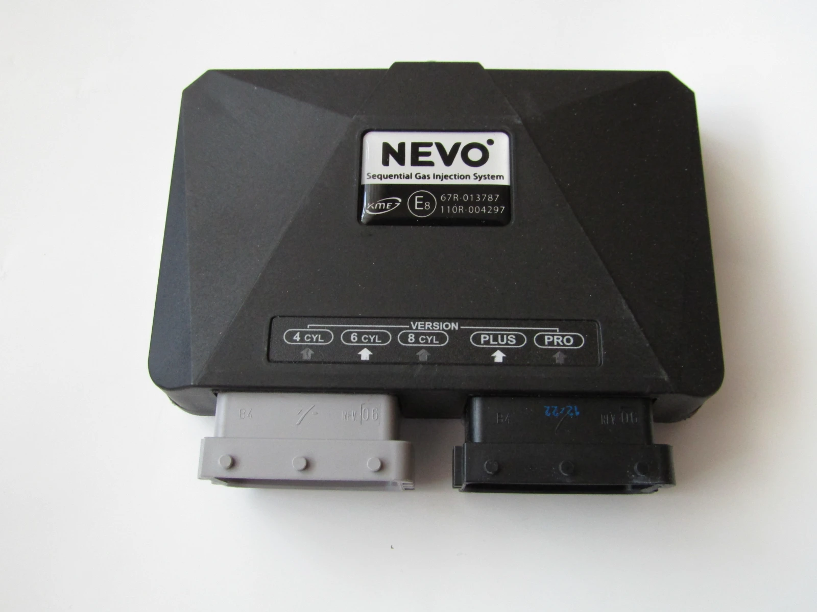 �������� ECU KME NEVO Pro -����� ��������� 6� OBD ��� ����  | Mobile.bg � ����������� 1