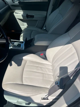 Chrysler 300c 5.7 HEMI | 4X4 | ГАЗ | 79 254 км, снимка 11