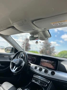 Mercedes-Benz E 220, снимка 12