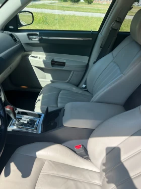 Chrysler 300c 5.7 HEMI 4X4  | Mobile.bg    12