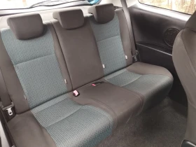 Toyota Yaris 1.0i, снимка 11