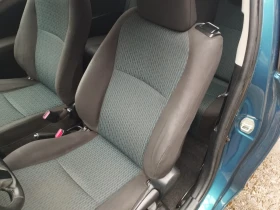 Toyota Yaris 1.0i, снимка 10