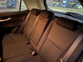 Toyota Auris, снимка 9