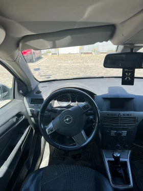 Opel Astra 1.7 CDTI - 2100 € / 4107.24 лв. - 37045789 8