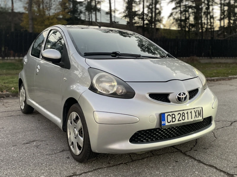 Toyota Aygo, снимка 1 - Автомобили и джипове - 48002639