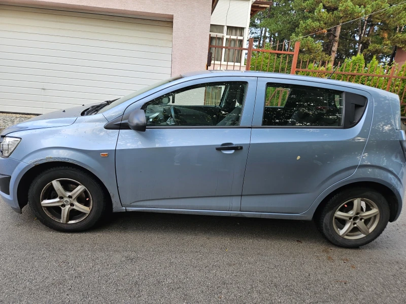 Chevrolet Aveo, снимка 7 - Автомобили и джипове - 48671580