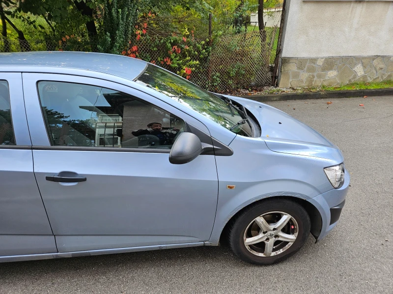 Chevrolet Aveo, снимка 5 - Автомобили и джипове - 48671580