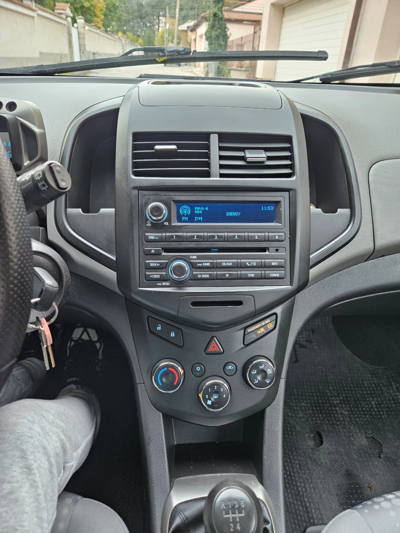 Chevrolet Aveo, снимка 11 - Автомобили и джипове - 48671580