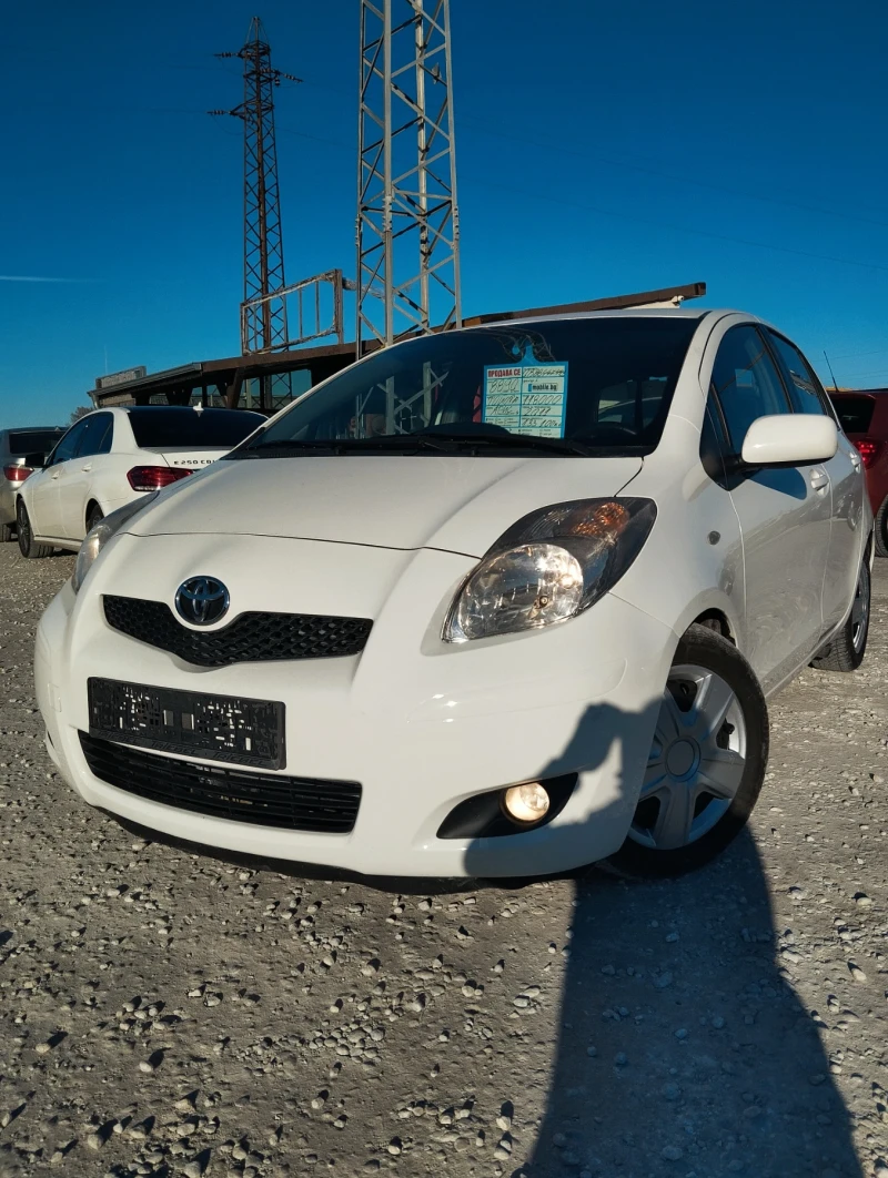 Toyota Yaris БЕНЗИН 1.33 100к.с.6 СКОРОСТИ , снимка 2 - Автомобили и джипове - 48311019