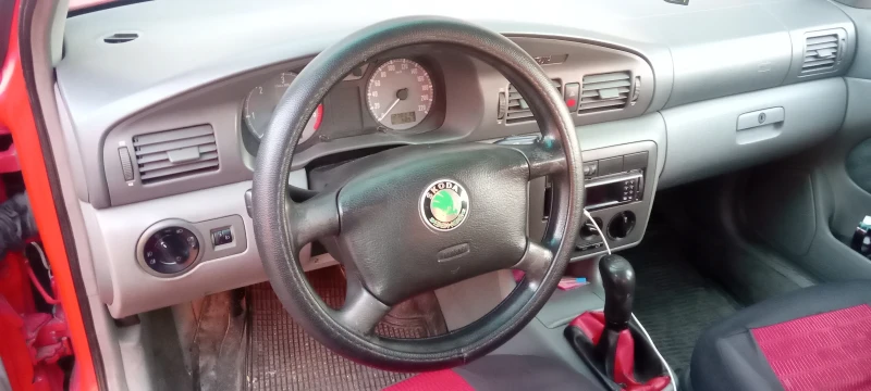 Skoda Octavia 1, 9 тди 90кс 1998, снимка 5 - Автомобили и джипове - 48488427