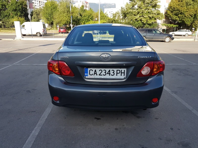 Toyota Corolla 1.6, VVT-i, 2010г. 167к реални, снимка 4 - Автомобили и джипове - 48660606