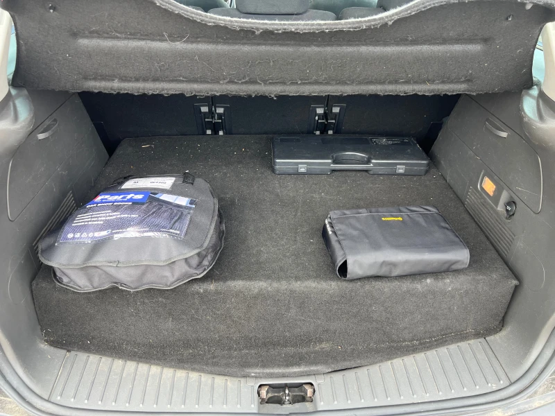 Ford C-max 2.0 , снимка 14 - Автомобили и джипове - 50410544