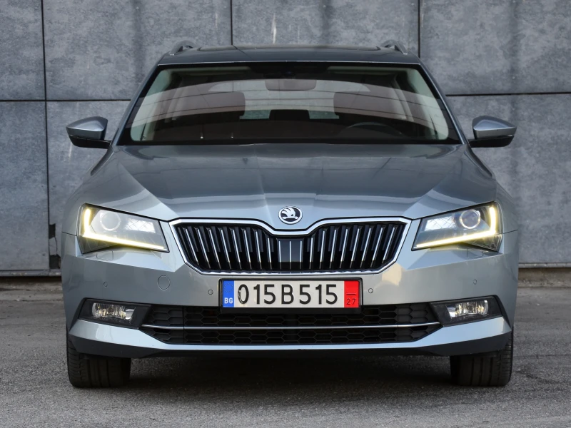 Skoda Superb 2.0 TDI , снимка 3 - Автомобили и джипове - 51608508