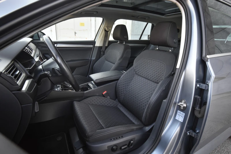 Skoda Superb 2.0 TDI , снимка 7 - Автомобили и джипове - 51608508