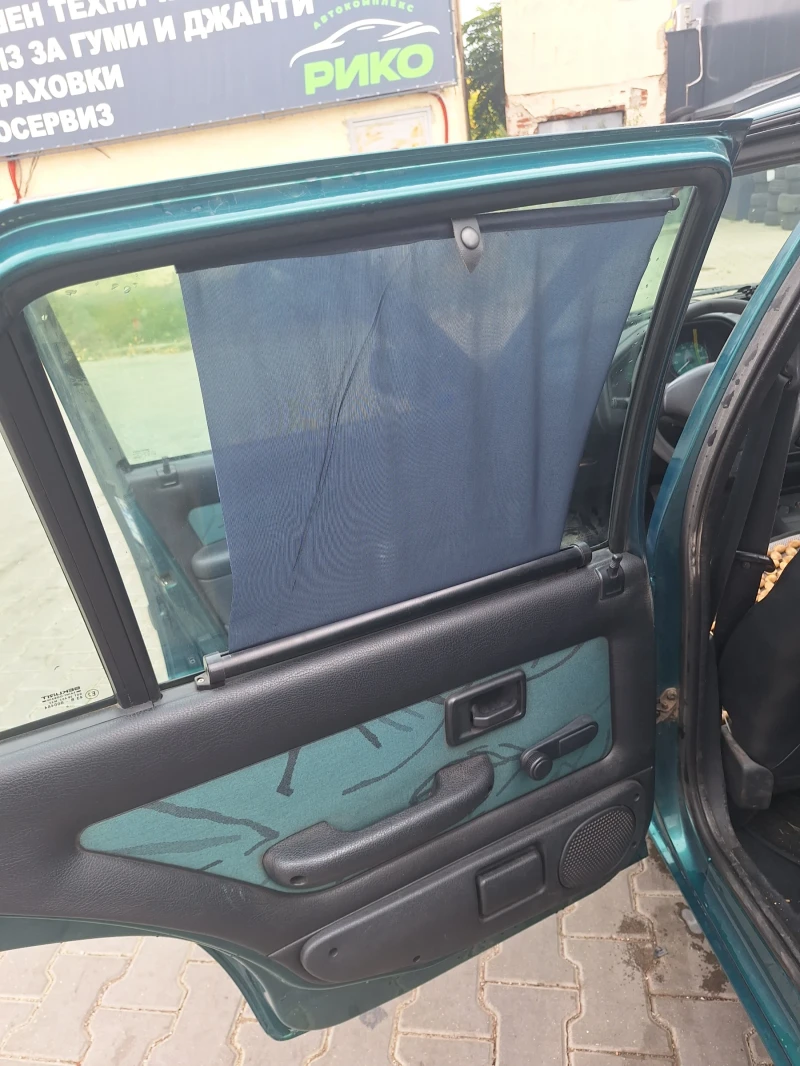 Peugeot 106, снимка 14 - Автомобили и джипове - 51848414