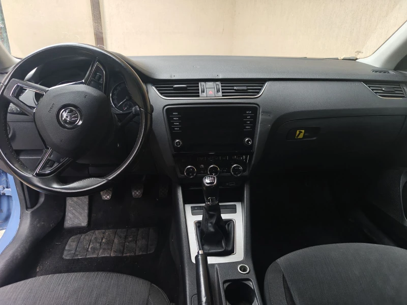 Skoda Octavia, снимка 5 - Автомобили и джипове - 52452697