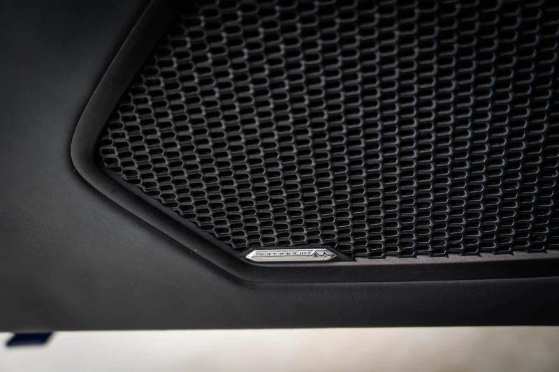 Lamborghini Huracan EVO RWD * Matt Black* Лизинг, снимка 16 - Автомобили и джипове - 52636129