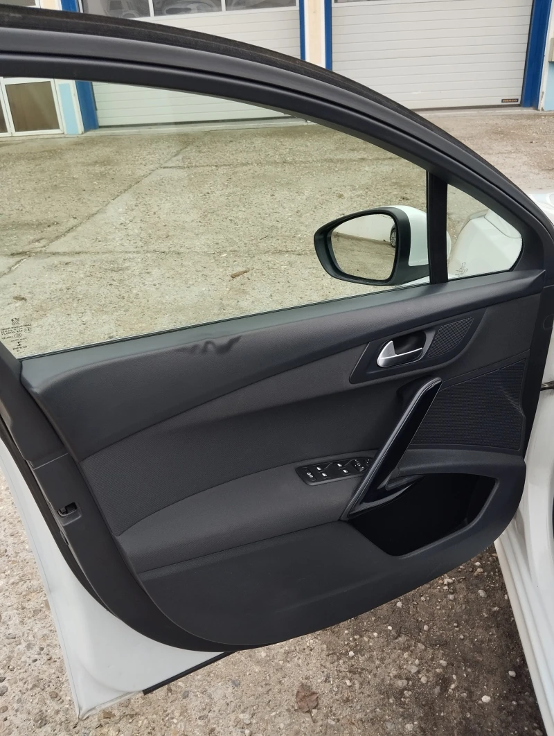 Peugeot 508 2.0 BlueHDI, снимка 12 - Автомобили и джипове - 52653138