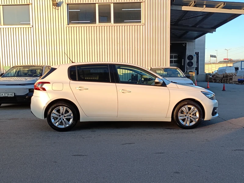 Peugeot 308 NEW ACTIVE 1.5 e-HDI 130 EAT8 EURO 6.2, снимка 4 - Автомобили и джипове - 52810150