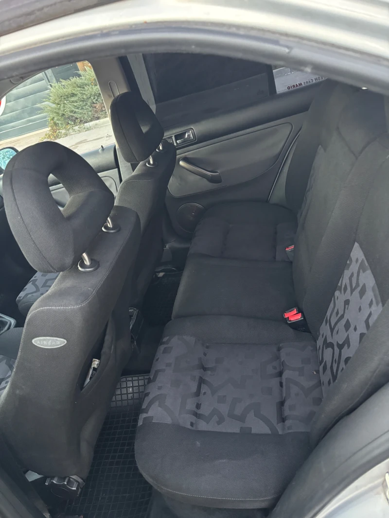 VW Bora, снимка 9 - Автомобили и джипове - 52826366