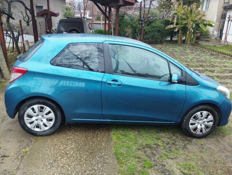 Toyota Yaris 1.0i, снимка 5 - Автомобили и джипове - 52891735