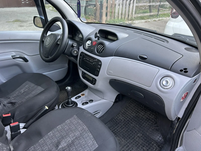 Citroen C3, снимка 11 - Автомобили и джипове - 52990521