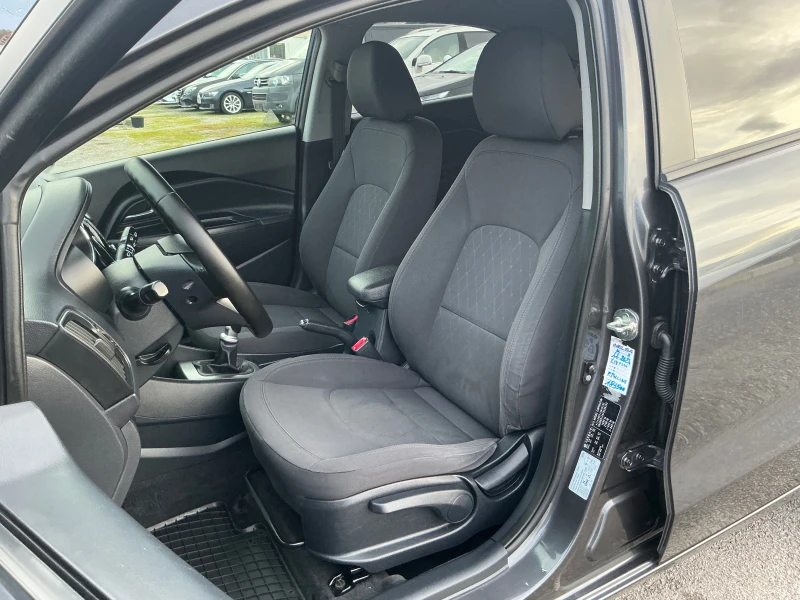 Kia Rio 1.4 CRDI, снимка 14 - Автомобили и джипове - 53265886