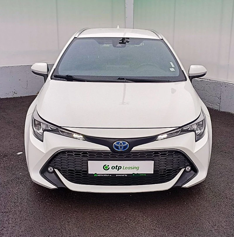 Toyota Corolla Touring 1.8 122 кс Hybrid e-CVT, снимка 3 - Автомобили и джипове - 53274799