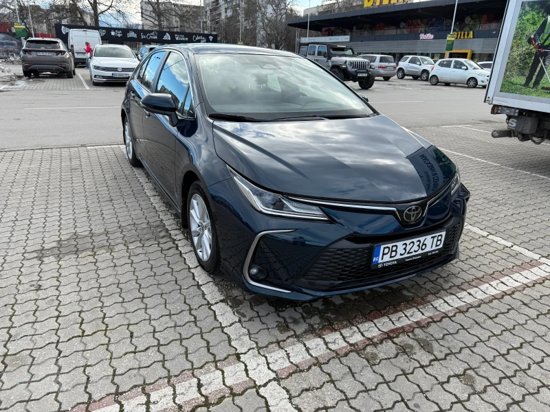 Toyota Corolla 1.5 125кс. Executive, снимка 4 - Автомобили и джипове - 53394441