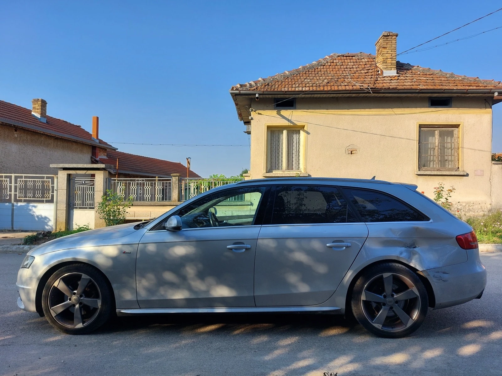 Audi A4 B8 1.8 TFSI S-line - изображение 4