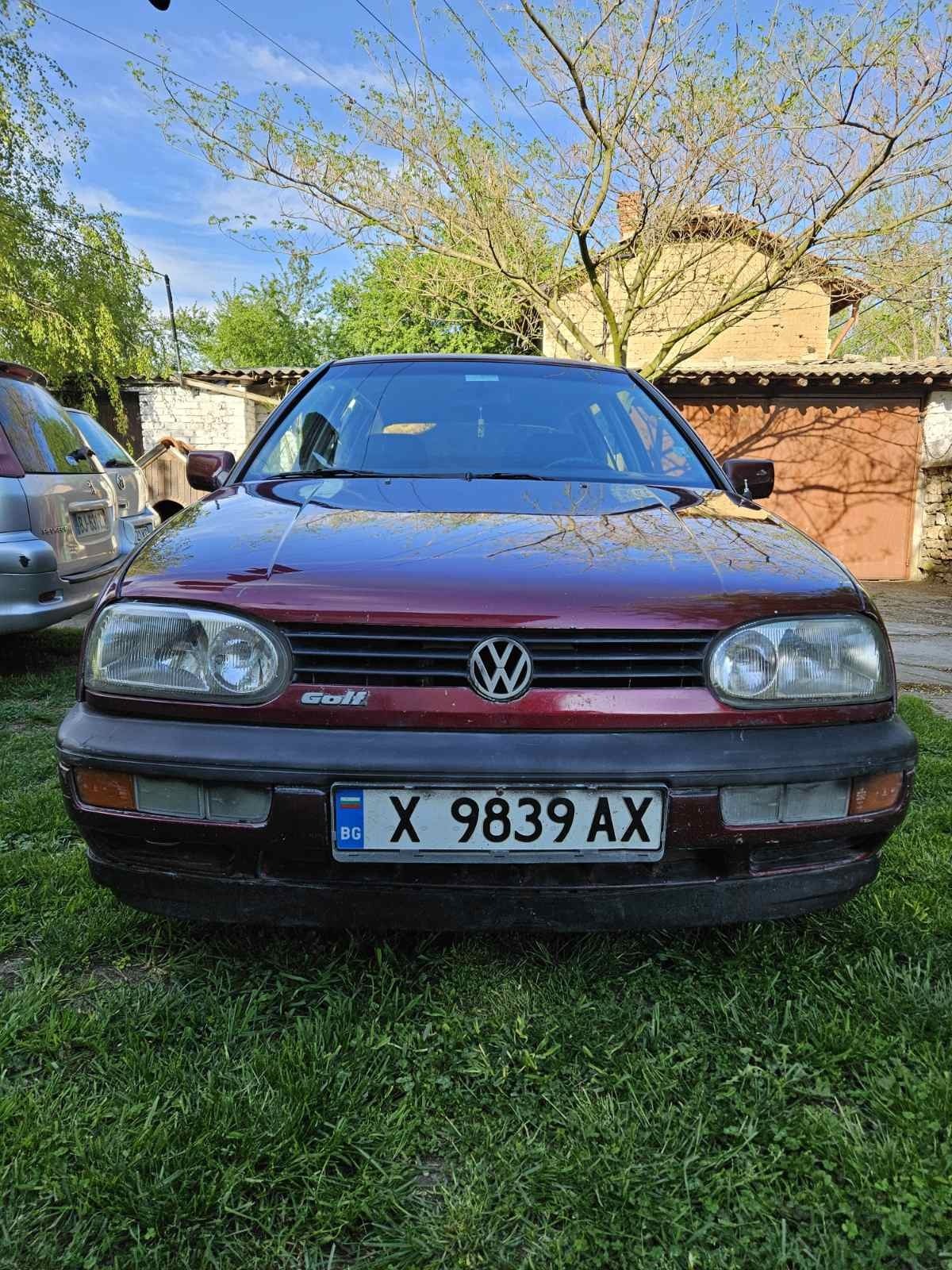 VW Golf 1, 4 Бензин - изображение 1