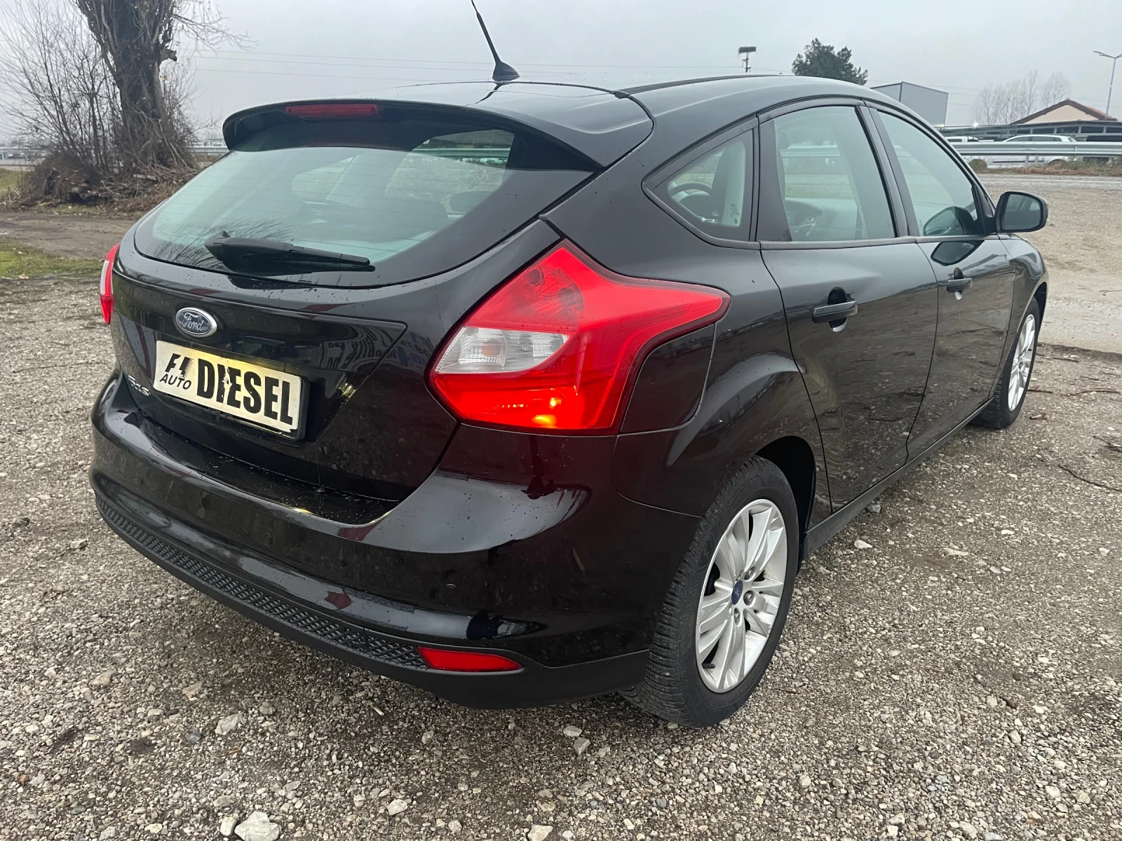 Ford Focus 1.6TDCI-95-ITALIA - изображение 9