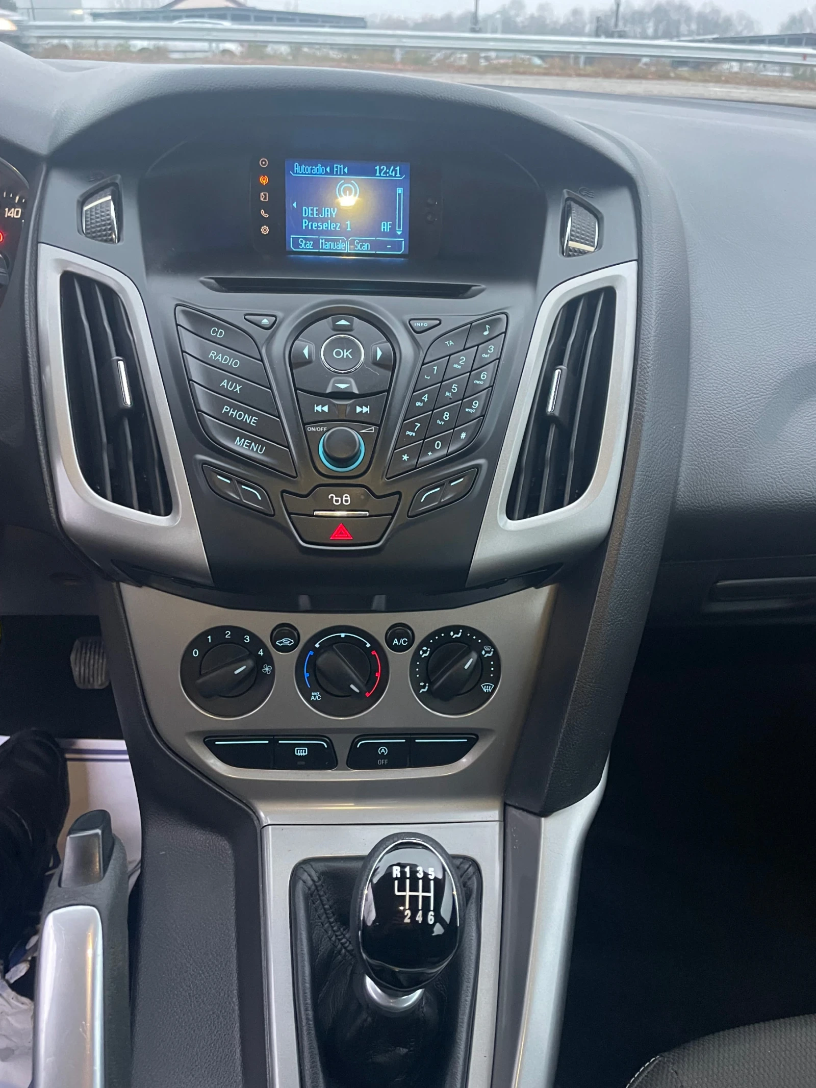 Ford Focus 1.6TDCI-95-ITALIA | Mobile.bg — изображение 14